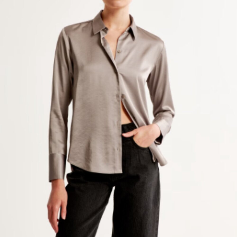 Abercrombie Long-Sleeve Satin Button-Up Shirt in Gold Size Medium